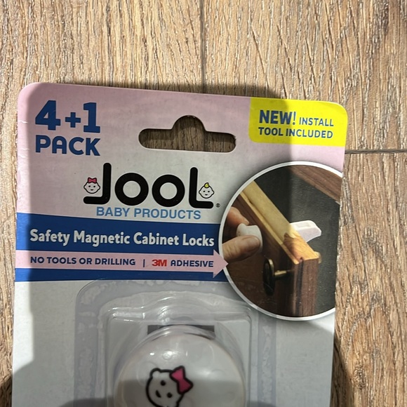 Jool Safety Magnetic Cabinet Locks, new - Picture 2 of 5